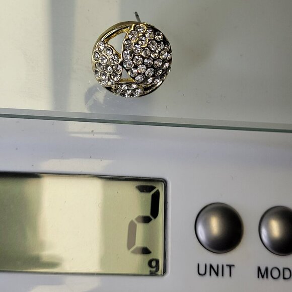 Small Crystal Round Earrings - Picture 8 of 9